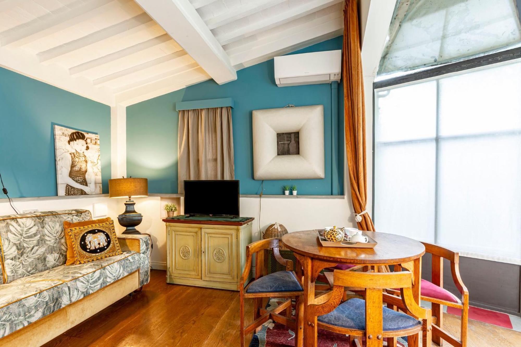 Guesthost - Le Serre Di Galileo Apartment *